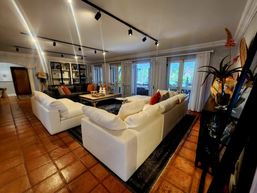 5 Bedroom Property for Sale in Linkside Western Cape